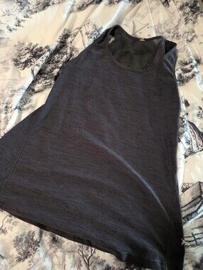 Old Navy Women’s Grey Tank Top - Old Navy Size XS